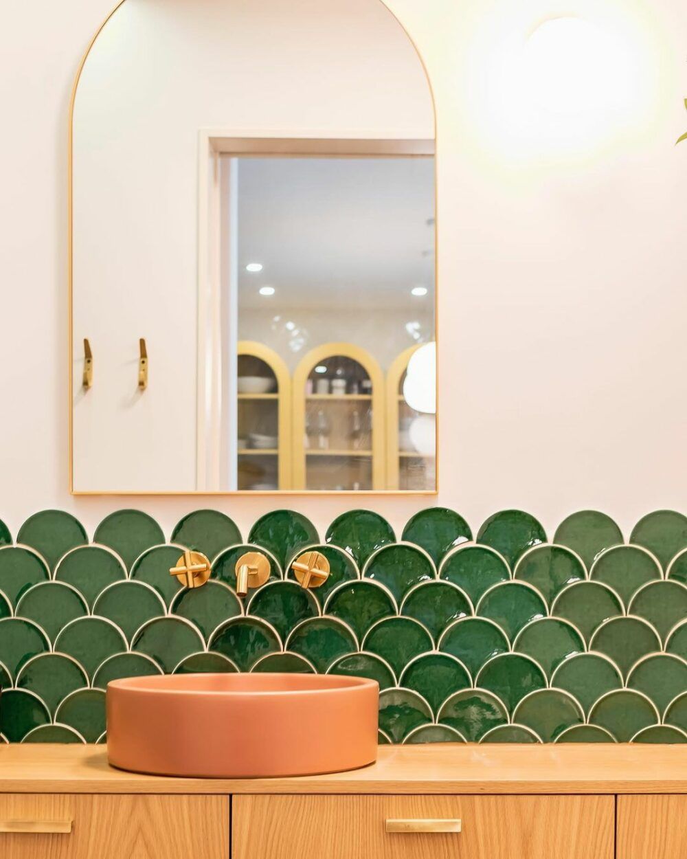 Hot Pick | akadeco Fish scale peel and stick backsplash wall tile | Green | 30.5cm x 30.5cm | OEM | akadeco abstractpeelstickwallpaper.com