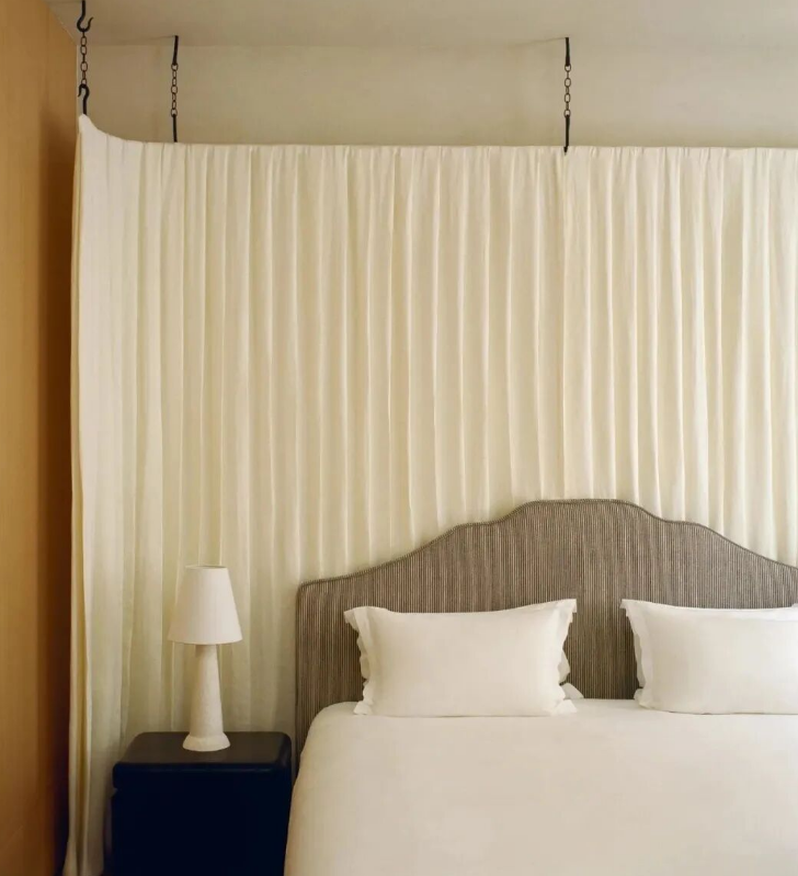 akadeco Soft Bedroom Wall Ideas with Curtains, Wood, and Calm Textures |abstractpeelstickwallpaper.com